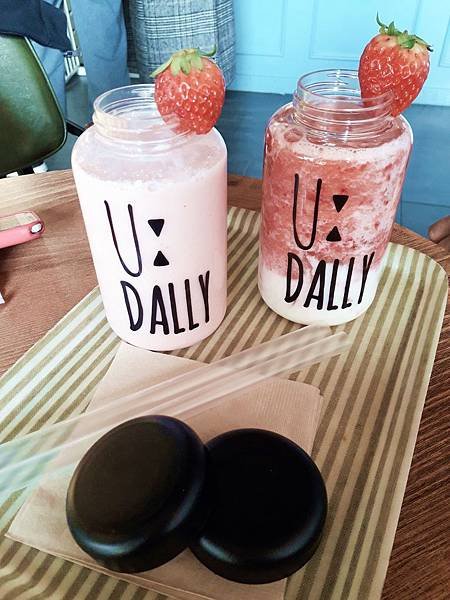 U：DALLY
