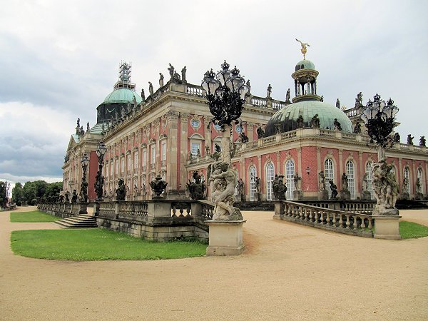 Park-Sanssouci-Potsdam.jpg