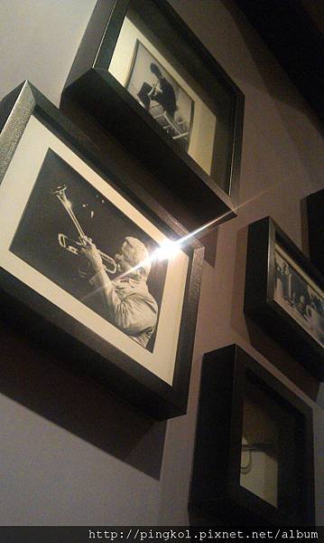 Swing Cafe (2).jpg