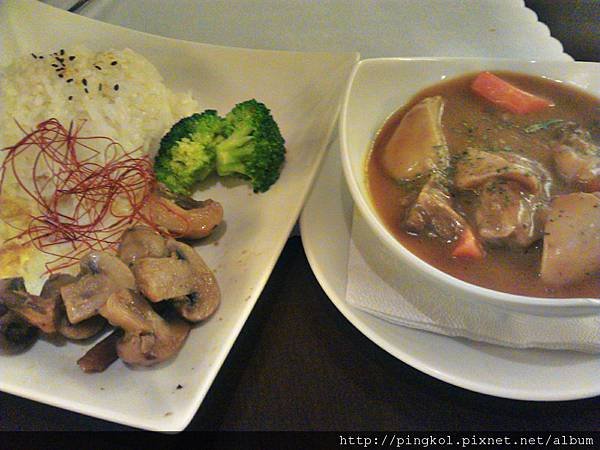 慢食漫遊好生活@食記。捷運國父紀念館站 La Vie Cafe (15).jpg