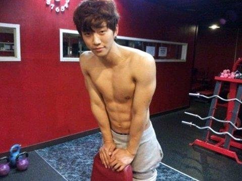 junho-eye-candy