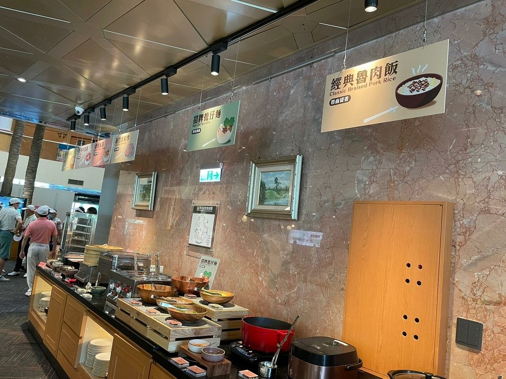 ▋桃園▋最新開幕朋趣露營車 一泊四食 開箱文!天成集團最新力