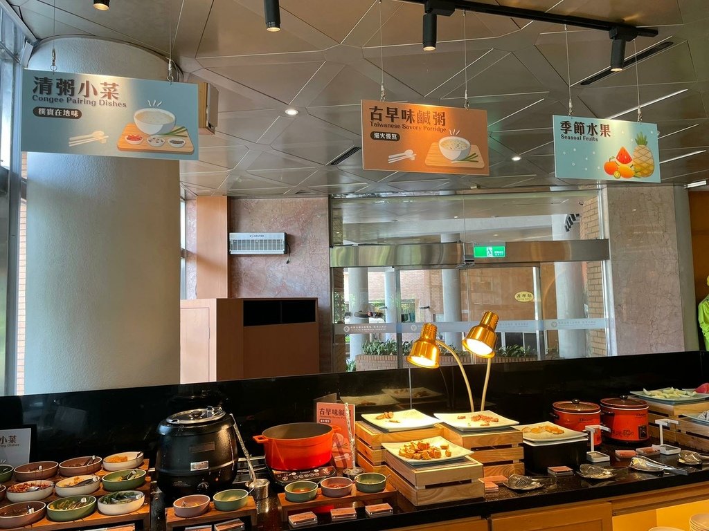 ▋桃園▋最新開幕朋趣露營車 一泊四食 開箱文!天成集團最新力