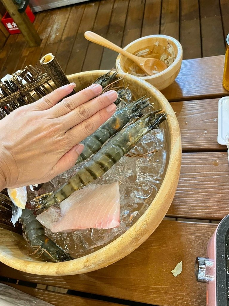 ▋桃園▋最新開幕朋趣露營車 一泊四食 開箱文!天成集團最新力