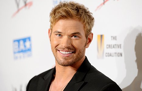 kellan-lutz-20120904