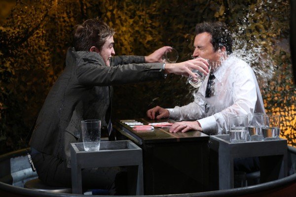 【BD2電影宣傳之旅：紐約】Rob on Jimmy Fallon-20121108 (6)