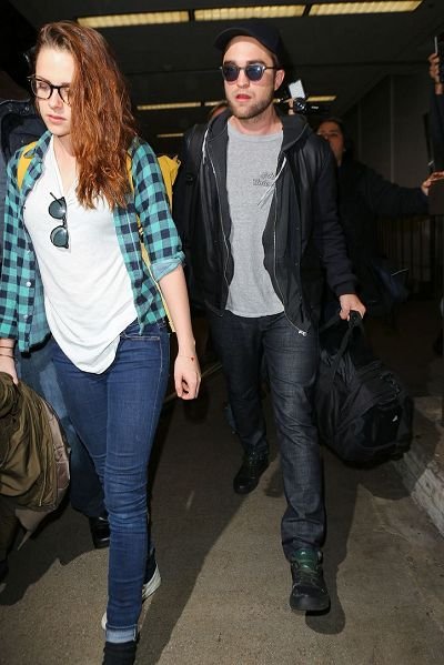 Robsten 感恩假期結束返回LA-20121226 (16)