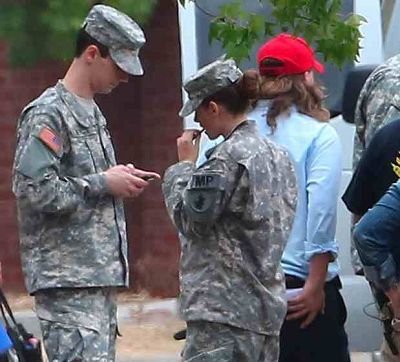 Kristen 新片《Camp X-Ray》開拍 DAY 5-20130721 (9).jpg