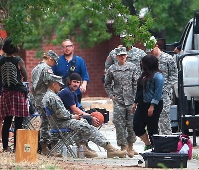 Kristen 新片《Camp X-Ray》開拍 DAY 5-20130721 (10).jpg