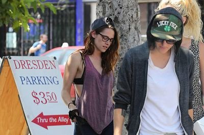 Kristen Out &amp; About In L.A. Over The Weekend-20130727(1).jpg