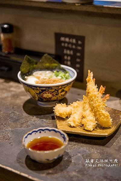 高雄美食 | 終於不用訂位的國秀食堂 丼飯 拉麵