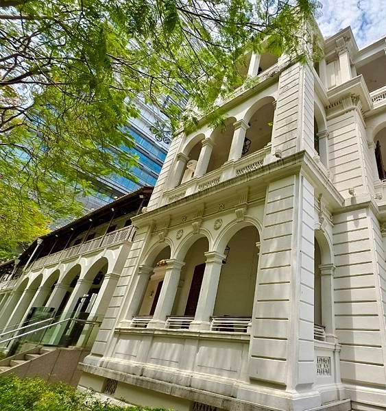 香港「尖沙嘴」走星光大道賞「維多利亞港燈光秀」、「1881商
