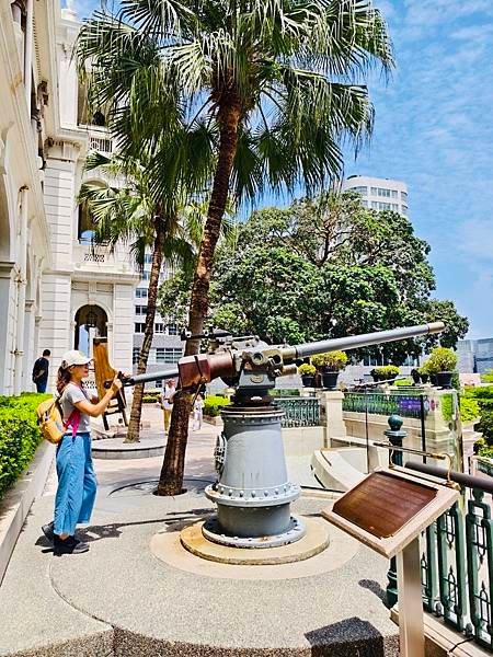香港「尖沙嘴」走星光大道賞「維多利亞港燈光秀」、「1881商