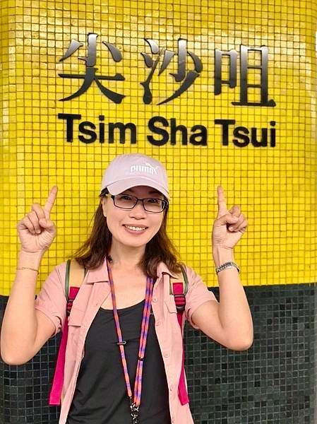 香港「尖沙嘴」走星光大道賞「維多利亞港燈光秀」、「1881商