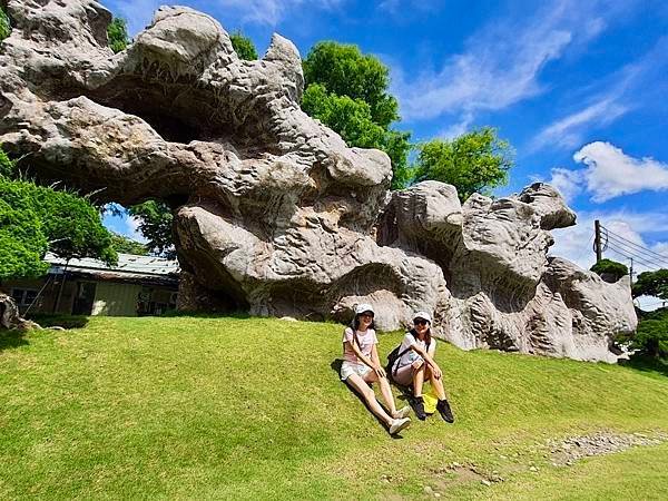 台南晃晃趣～「幸福包裝工廠」拍拍吃吃、「玄空法寺」放空去