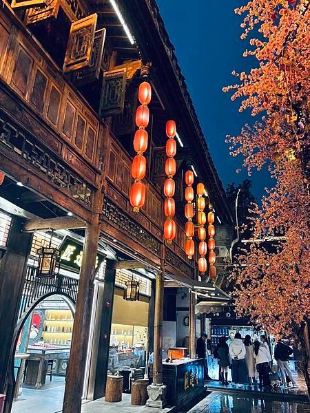夜逛成都｜奎星樓街、寬窄巷、