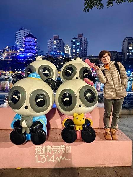 夜逛成都｜奎星樓街、寬窄巷、錦里古街