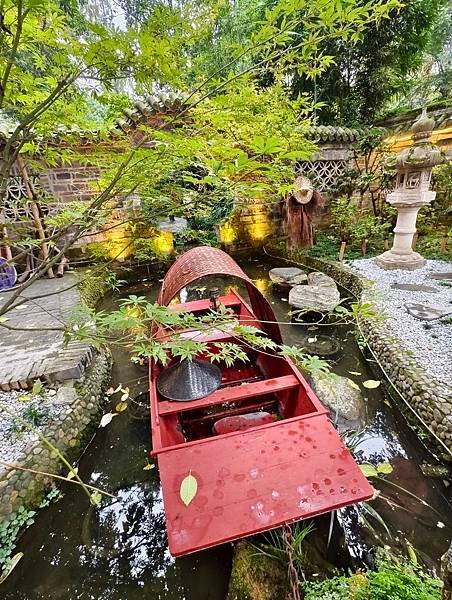 成都～人民公園、鶴鳴茶社、大慈寺、IFS國際金融中心、太古里