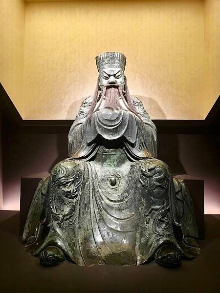 雨天的重慶一起晃晃「三峽博物館」