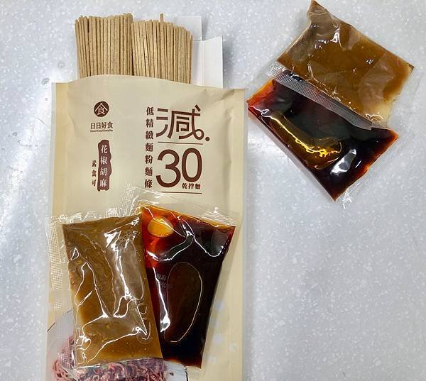 LINE_ALBUM_日日好食減醣麵_221219_6.jpg