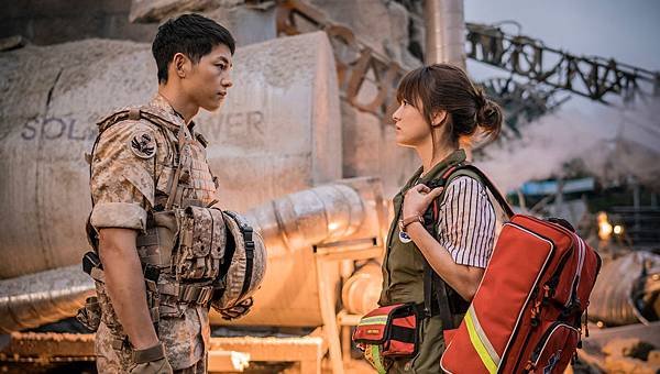 Descendants-of-the-Sun-Poster2