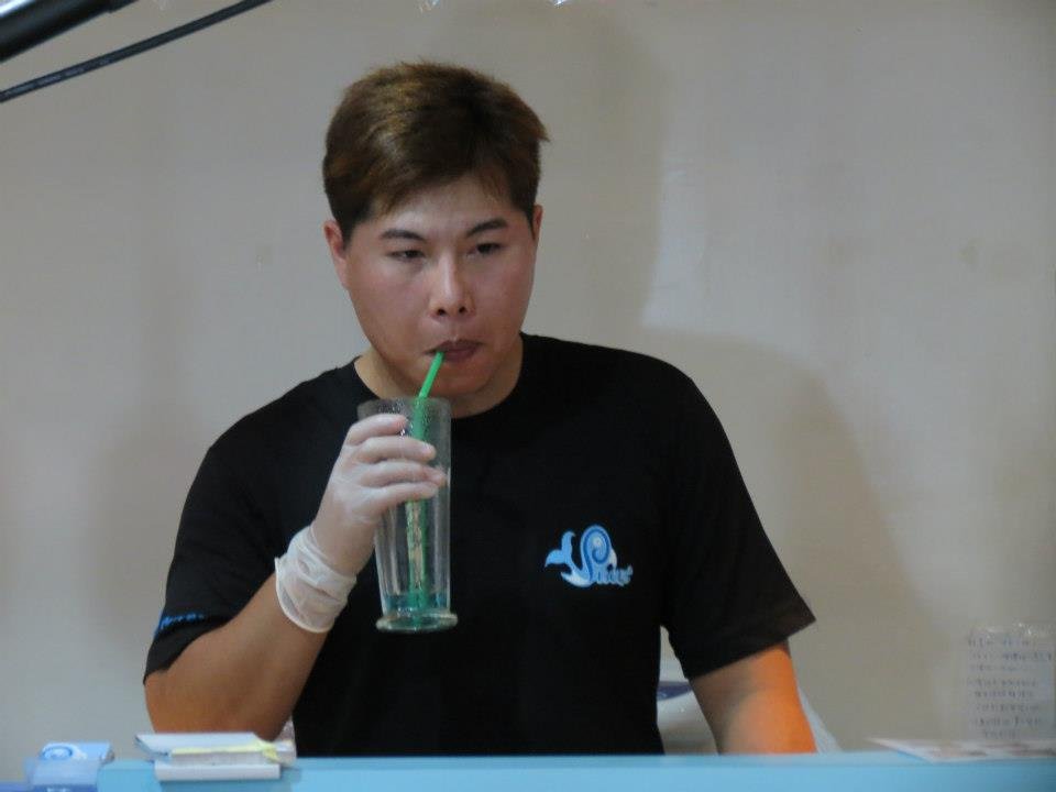 555564_514176645263362_1588088883_n