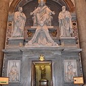 St. Peter&apos;s Basilica3.jpg