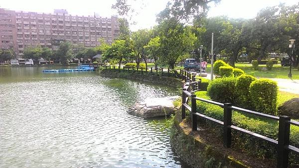 P_20180730_155314_台中公園白天2.jpg