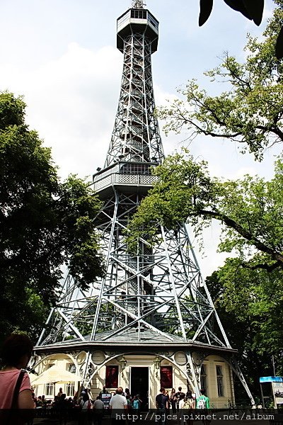 佩特任山-小艾菲爾鐵塔(Rozhledna).JPG