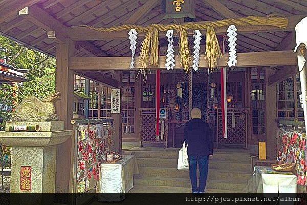 伏見稻荷-神寶神社.jpg