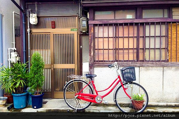 Osaka Rainbow-腳踏車街景.JPG