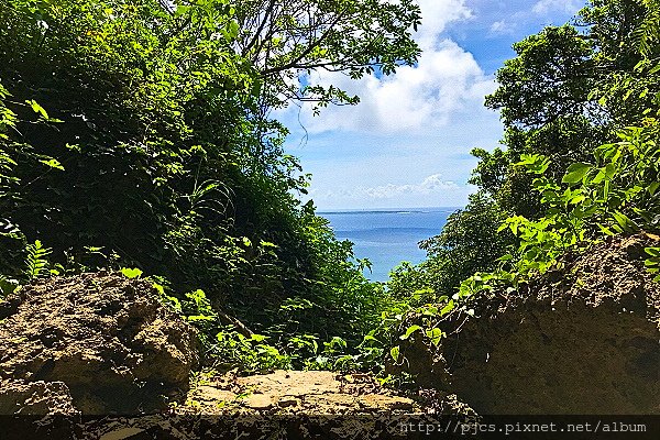 斎場御嶽-山頂.jpg