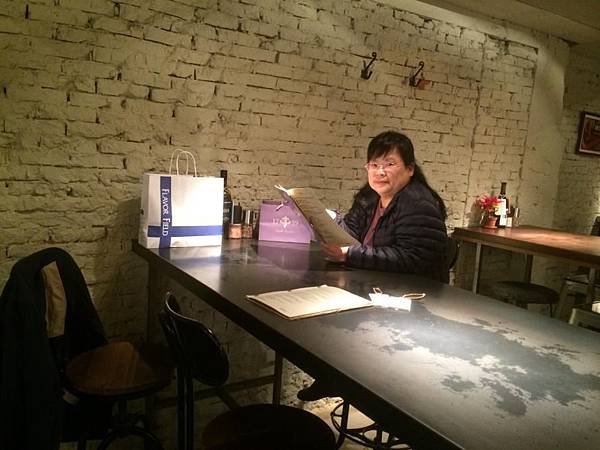 1229《Whinos Bar &amp; Kitchen》 (7).JPG