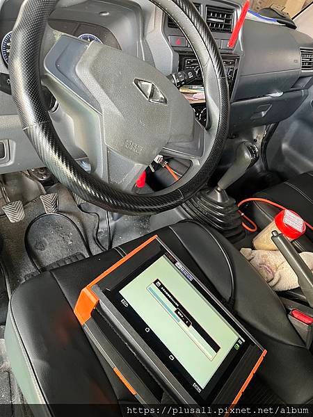 CMC VERYCA  菱利 A180 1.5L 倒車燈不會