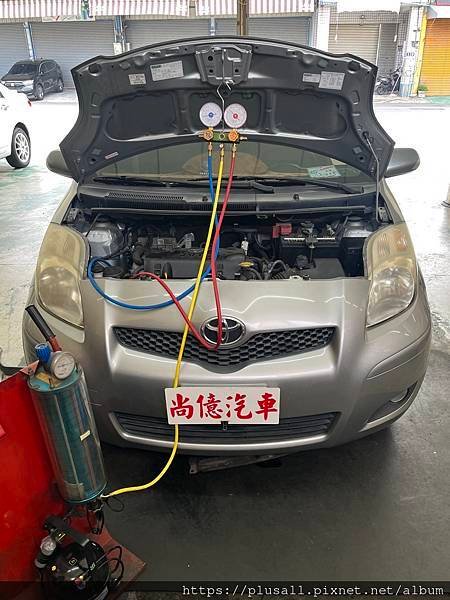 TOYOTA YARIS 冷氣異音 冷氣不冷 壓縮機更換