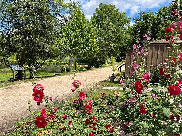 Kenilworth Park &amp; Aquatic Gard