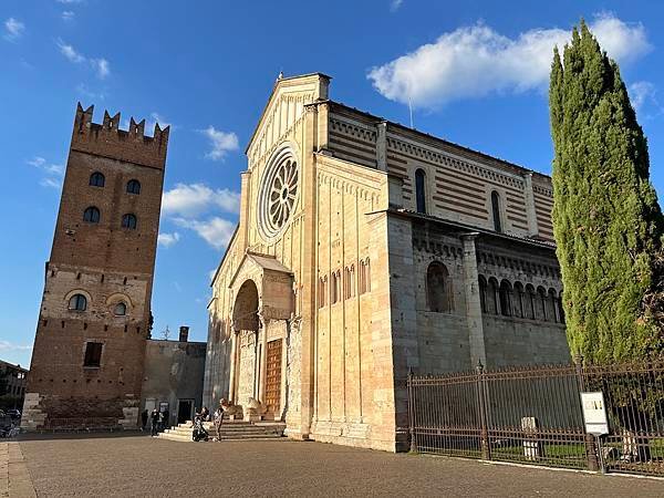 Basicilica di San Zeno Maggiore (1).JPG