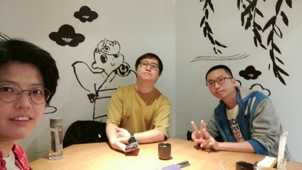 【生活】因為建安沒去過所以我和它扣帶他去科博館看立體劇場與太