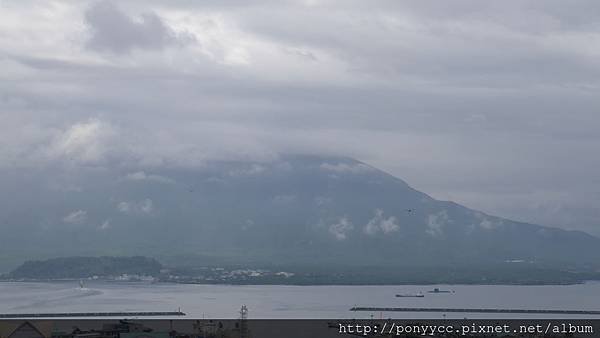 霧茫茫害羞的櫻島
