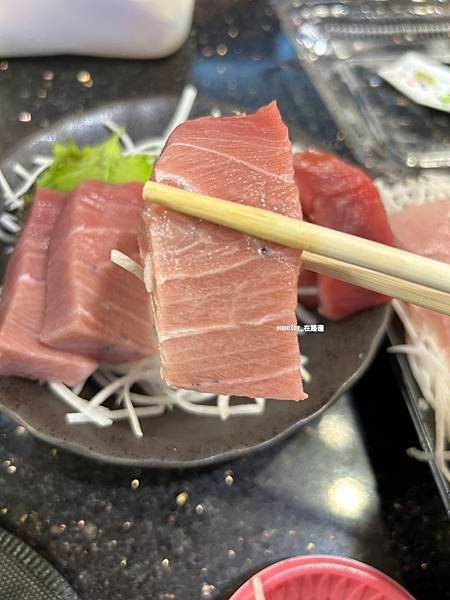 POPOTOY在˙屏東˙東港˙華僑市場有什麼？生魚片、海鮮、