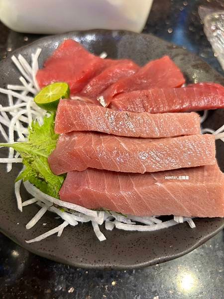 POPOTOY在˙屏東˙東港˙華僑市場有什麼？生魚片、海鮮、