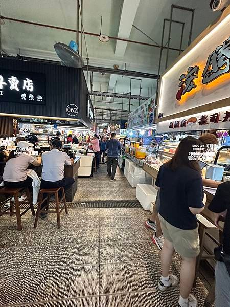 POPOTOY在˙屏東˙東港˙華僑市場有什麼？生魚片、海鮮、