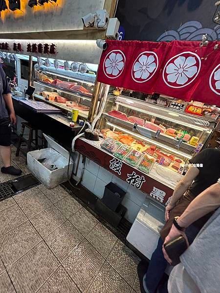 POPOTOY在˙屏東˙東港˙華僑市場有什麼？生魚片、海鮮、