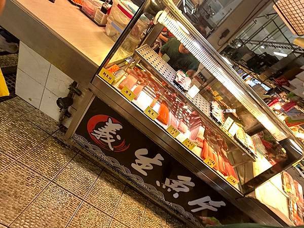 POPOTOY在˙屏東˙東港˙華僑市場有什麼？生魚片、海鮮、