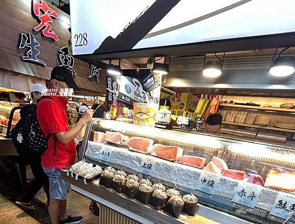 POPOTOY在˙屏東˙東港˙華僑市場有什麼？生魚片、海鮮、