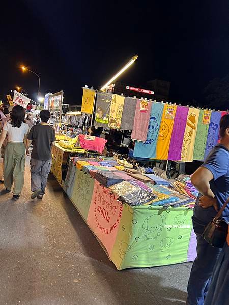 POPOTOY在屏東˙東港夜市超長超好逛，走到腿痠的夜市