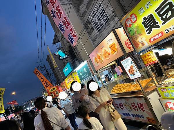 POPOTOY在屏東˙東港夜市超長超好逛，走到腿痠的夜市