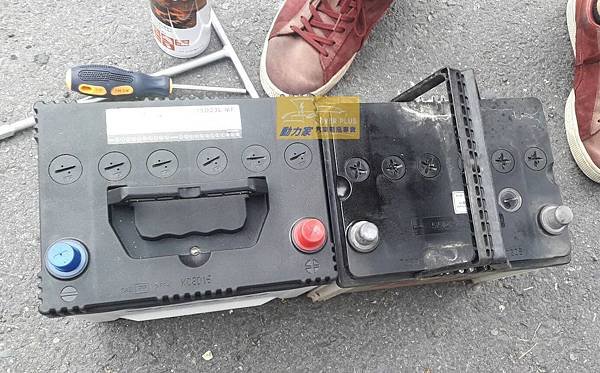三菱  LANCER  使用GLOBAL電池-4