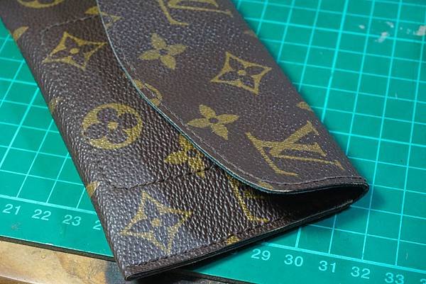 ［手作］改造舊包LOUIS VUITTON LV-零錢包