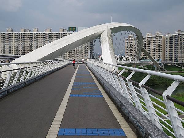 陽光橋103.06.01 (5).JPG